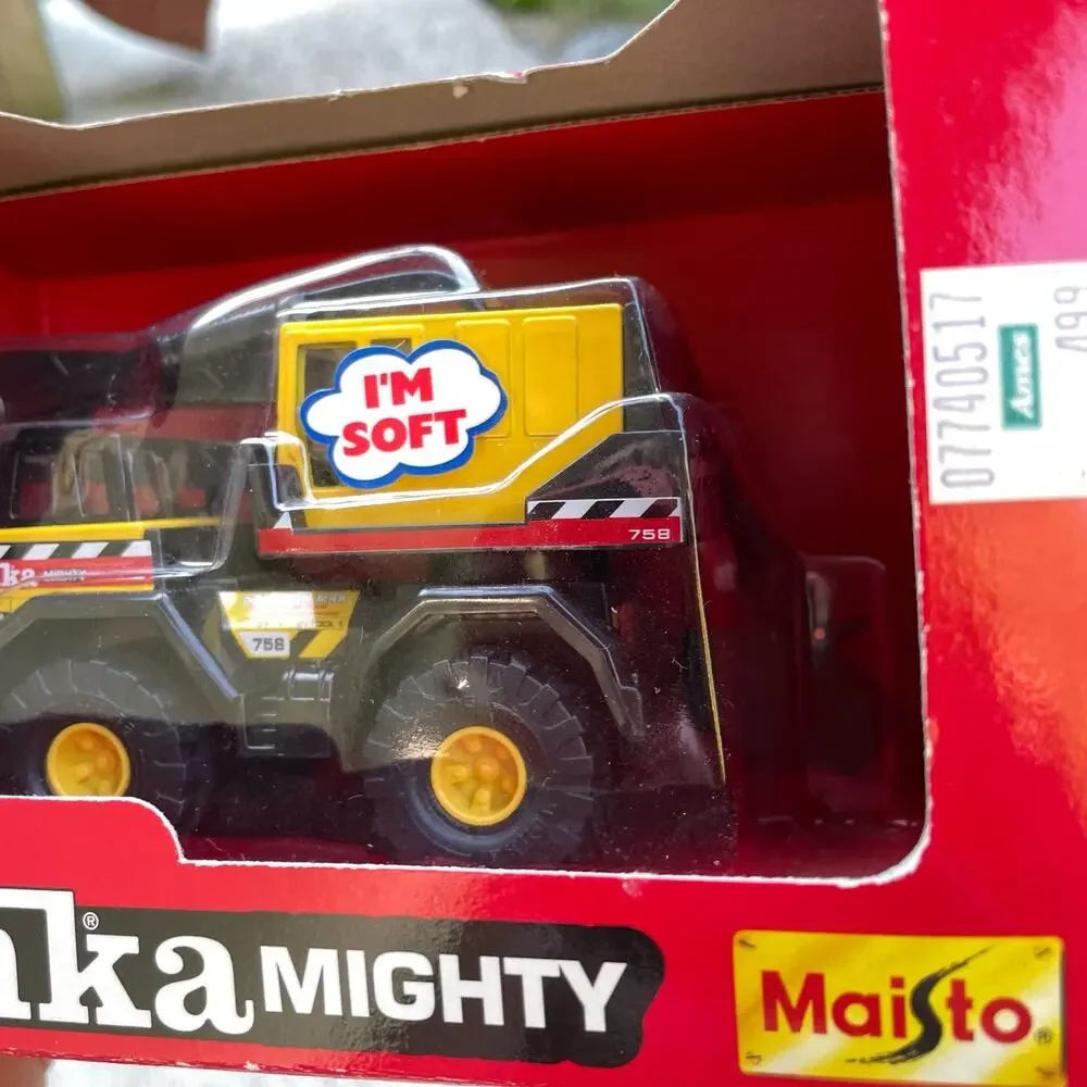 Vintage Maisto Tonka Mini Mighty Series 1 Die Cast Metal Truck 1998 Yellow NOS